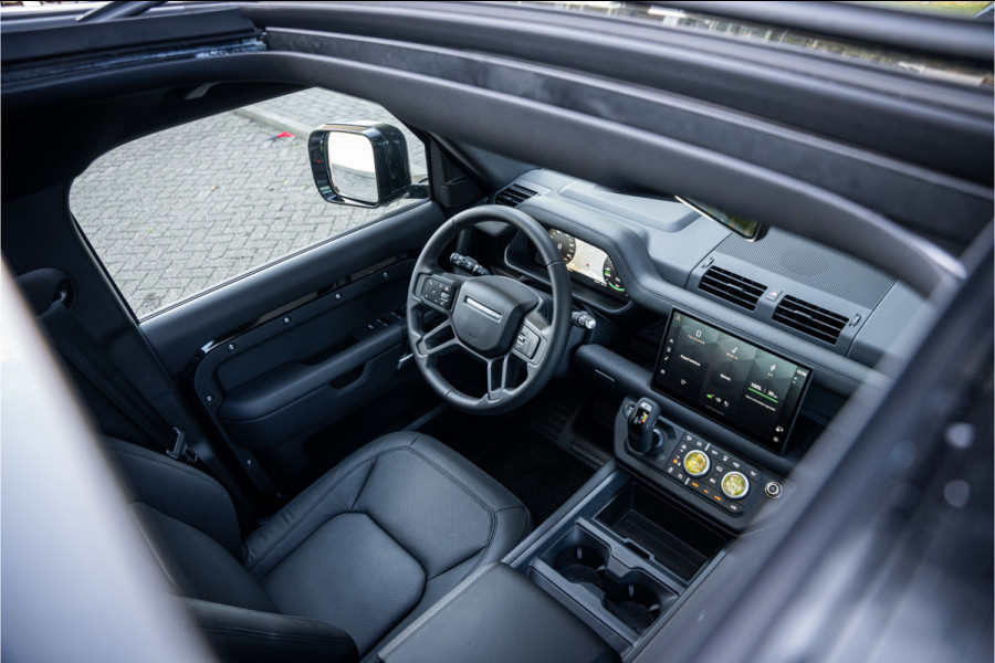 Land Rover Defender 110 2.0 P300e 110 X-Dynamic HSE ** URBAN ** 22inch ** Towing ** Cold Climate ** Dakspoiler ** Side Vents