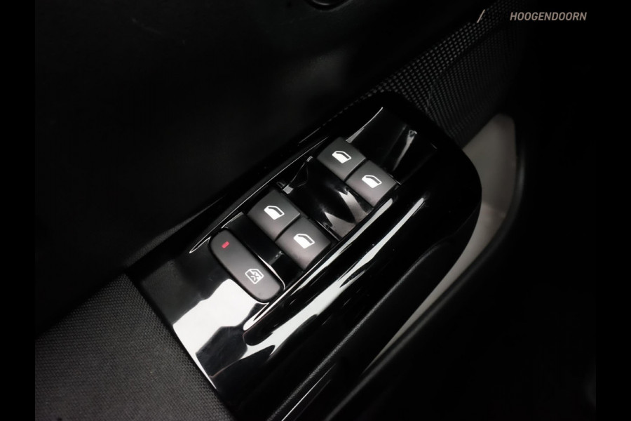 Citroën C3 1.2 PureTech C-Series Black White Edition (APPLE CARPLAY,LED,CAMERA,STOELVERWARMING,CRUISE,LM-VELGEN,NIEUWE APK)