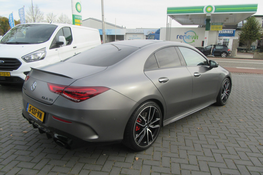 Mercedes-Benz CLA-Klasse AMG 35 4MATIC, Distronic Plus, Panoramadak