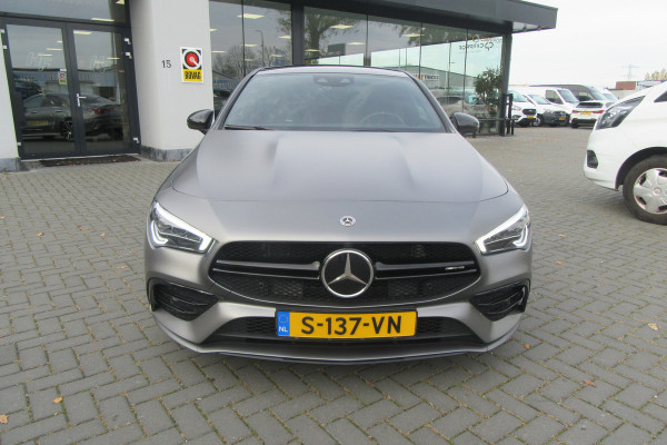 Mercedes-Benz CLA-Klasse AMG 35 4MATIC, Distronic Plus, Panoramadak