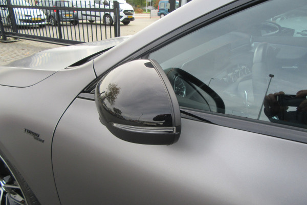 Mercedes-Benz CLA-Klasse AMG 35 4MATIC, Distronic Plus, Panoramadak