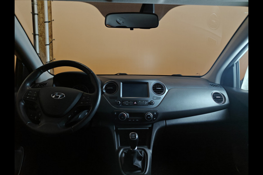 Hyundai i10 1.0i i-Premium navi | stoelverwarming clima | stuurverwarming