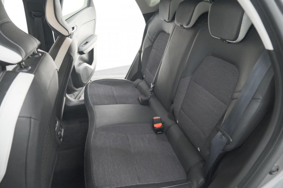 Renault Captur 1.6 E-Tech full hybrid 145 techno | Pack Full Screen | Camera | Navigatie | Allseason Banden