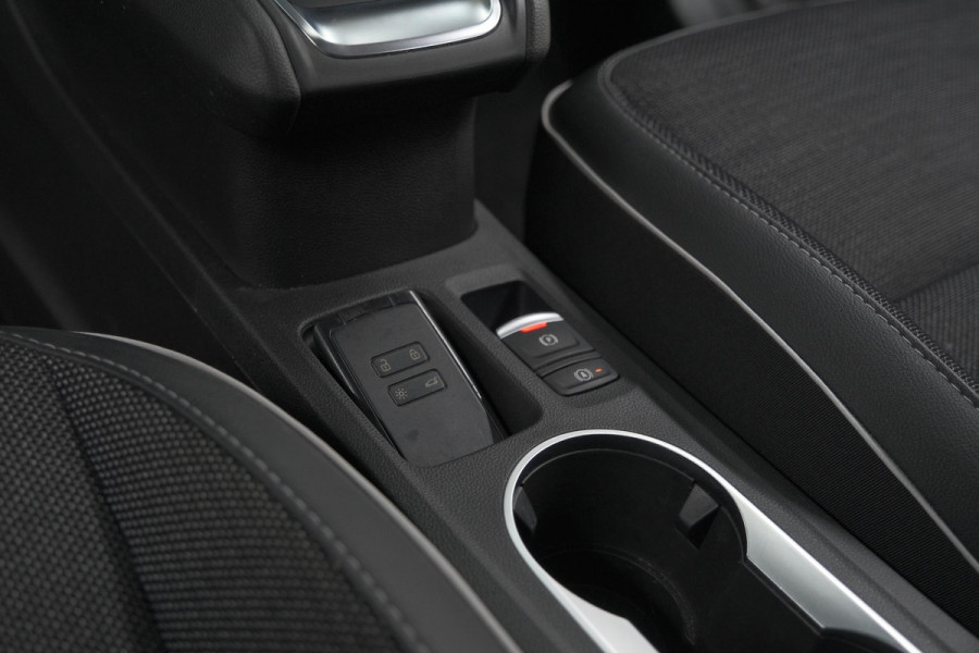 Renault Captur 1.6 E-Tech full hybrid 145 techno | Pack Full Screen | Camera | Navigatie | Allseason Banden