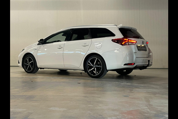 Toyota Auris Touring Sports 1.8 Hybrid Dynamic Ultimate | CAMERA | NAP | AIRCO | CRUISE CONTROL