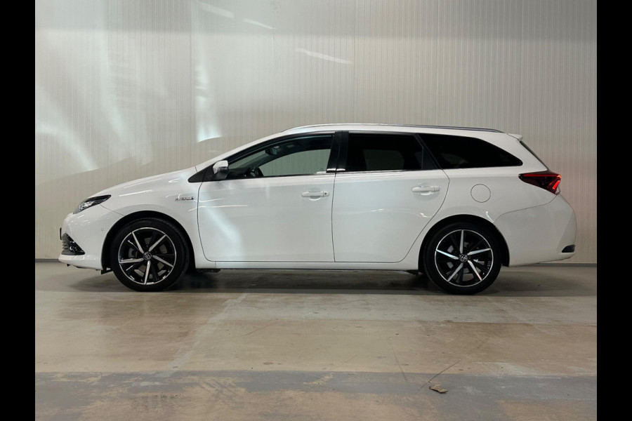 Toyota Auris Touring Sports 1.8 Hybrid Dynamic Ultimate | CAMERA | NAP | AIRCO | CRUISE CONTROL