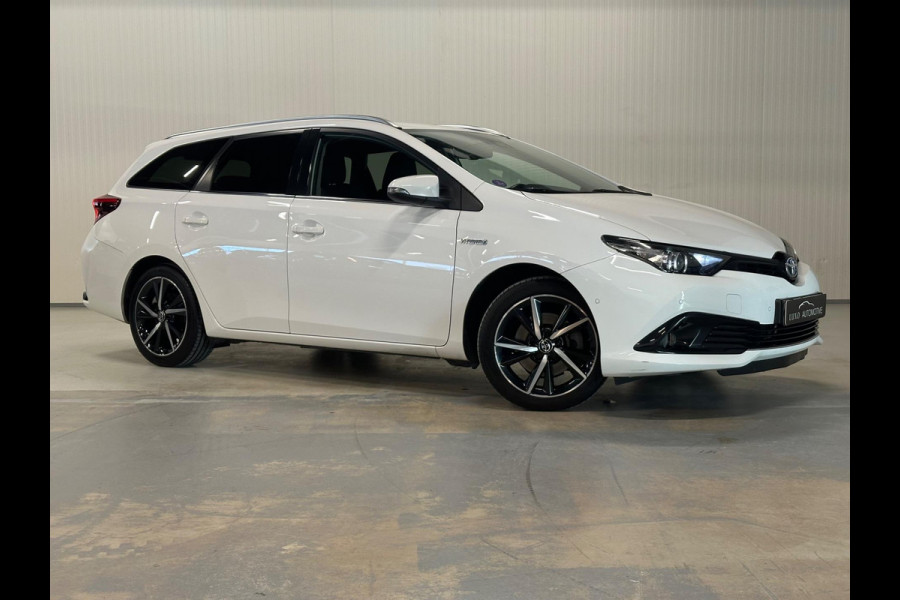 Toyota Auris Touring Sports 1.8 Hybrid Dynamic Ultimate | CAMERA | NAP | AIRCO | CRUISE CONTROL