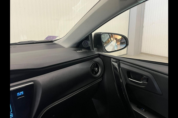 Toyota Auris Touring Sports 1.8 Hybrid Dynamic Ultimate | CAMERA | NAP | AIRCO | CRUISE CONTROL