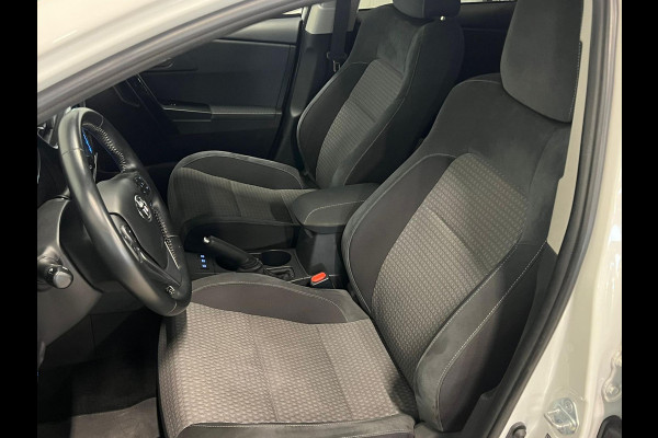 Toyota Auris Touring Sports 1.8 Hybrid Dynamic Ultimate | CAMERA | NAP | AIRCO | CRUISE CONTROL