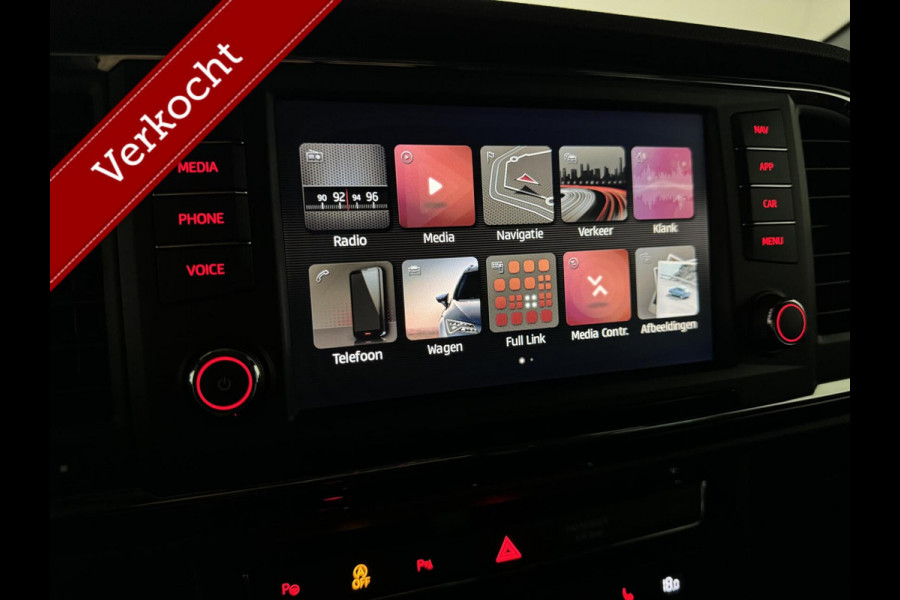 Seat Ateca 1.5 TSI Xcellence ACC CarPlay DSG Camera Trekh. Stoelverwar.