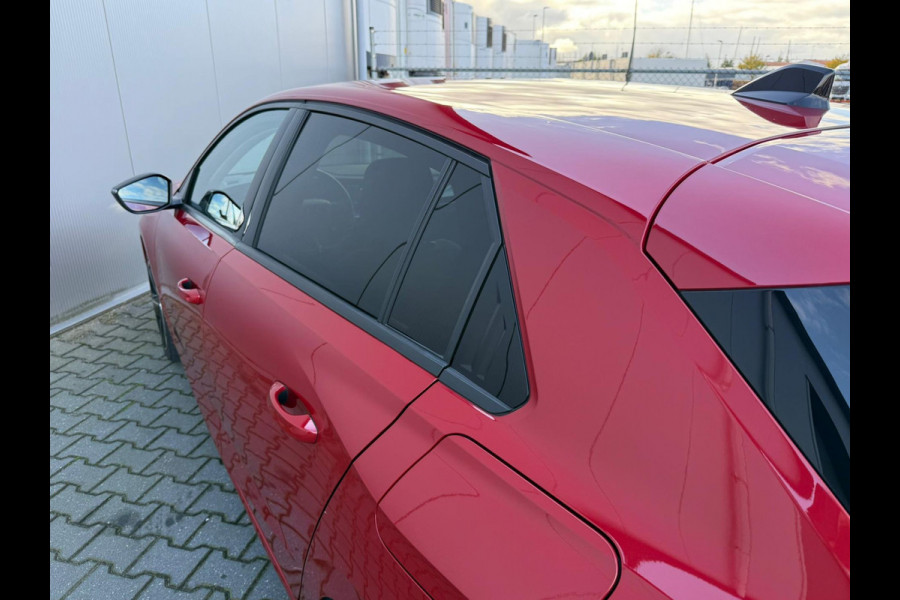 Opel Astra 1.6 Plug in Hybrid Edition / Carplay / Camera / Acc / PDC Opel Astra 1.6 Plug in Hybrid Edition / Carplay / Camera / Acc / PDC