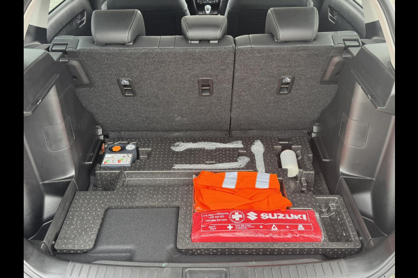 Suzuki Vitara 1.5 Hybrid Style Automaat Adaptive cruise Climate control Panoramadak Achteruitrijcamera Apple / Android