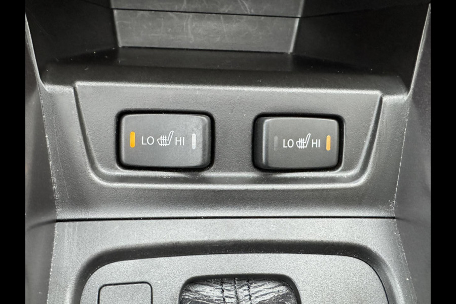 Suzuki Vitara 1.5 Hybrid Style Automaat Adaptive cruise Climate control Panoramadak Achteruitrijcamera Apple / Android
