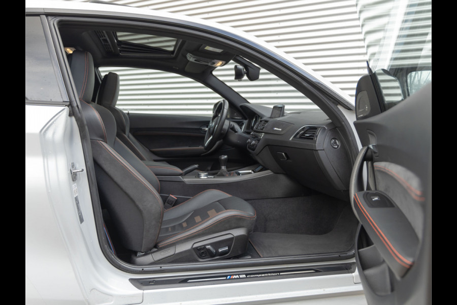 BMW 2 Serie Coupé M2 Competition - Manual - Akrapovič - Eventuri - M-Performance Parts