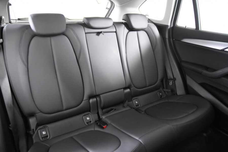 BMW X1 sDrive18i *1ste Eigenaar*Leer*Navigatie*Stoelverwarming*