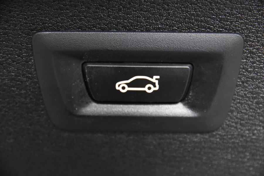 BMW X1 sDrive18i *1ste Eigenaar*Leer*Navigatie*Stoelverwarming*