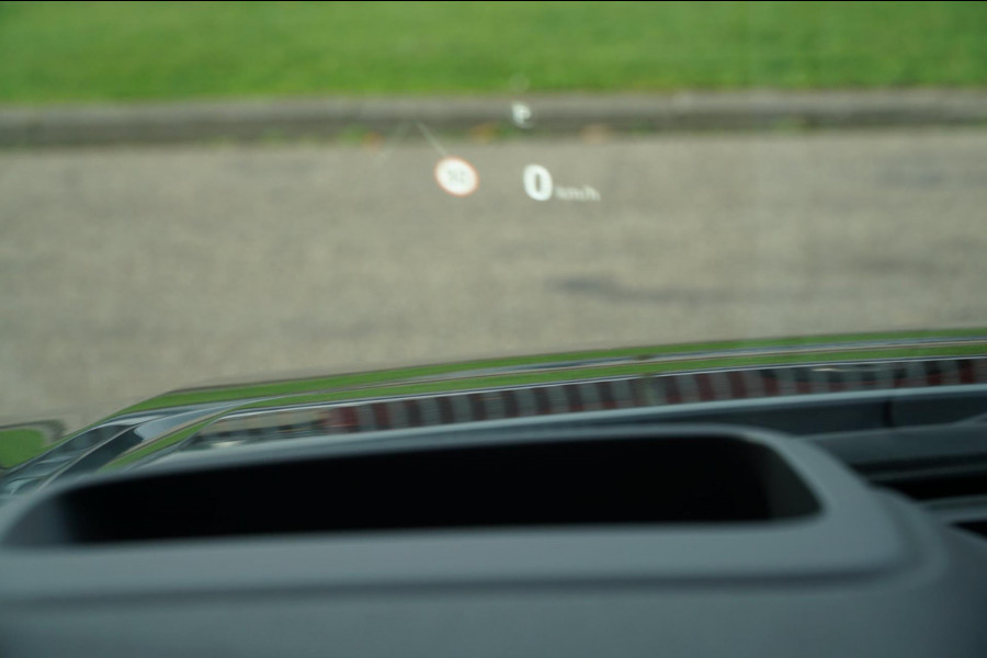 Land Rover Discovery Sport D150 2.0 R-Dynamic HSE 1STE. EIG.