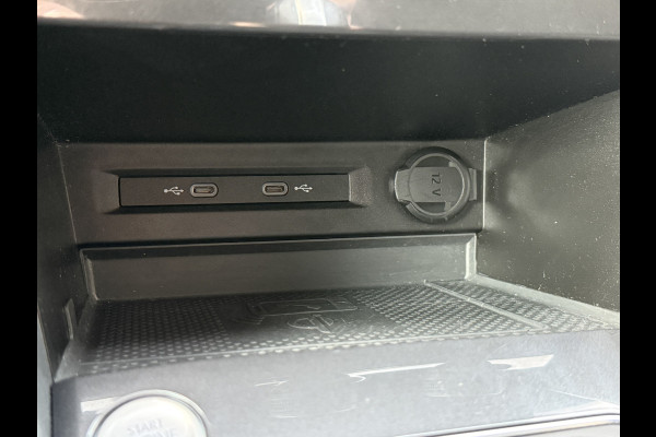 Volkswagen Tiguan Allspace 1.5 TSI Highline | Trekhaak | Stoel/Stuurverw. | Full LED | Parkpilot