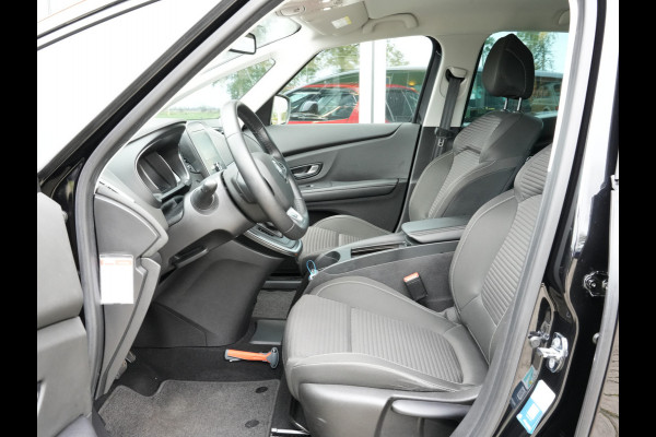 Renault Grand Scénic 1.3 TCe Automaat Equilibre 7p. | Navigatie | DAB | Trekhaak | Camera