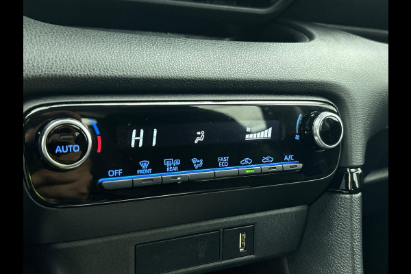 Toyota Yaris 1.5 Hybrid Active Auto. Navigatie Apple Carplay/Android Auto Camera Adaptive Cruise Control  Climate Control