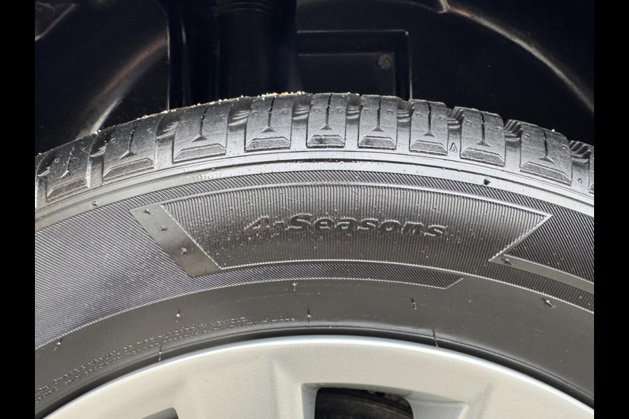 Seat Ibiza 1.0 TSI Style PDC VOOR & ACHTER / STOELVERWARMING / BLUETOOTH / ELEKTR. INKLAPB SPIEGELS