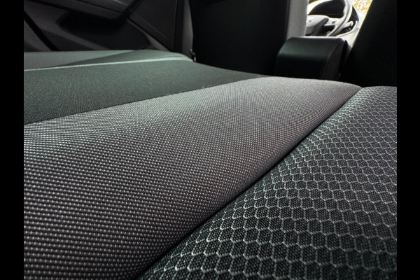 Seat Ibiza 1.0 TSI Style PDC VOOR & ACHTER / STOELVERWARMING / BLUETOOTH / ELEKTR. INKLAPB SPIEGELS