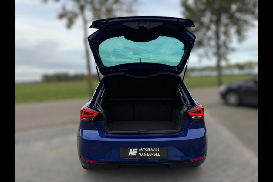Seat Ibiza 1.0 TSI Style PDC VOOR & ACHTER / STOELVERWARMING / BLUETOOTH / ELEKTR. INKLAPB SPIEGELS