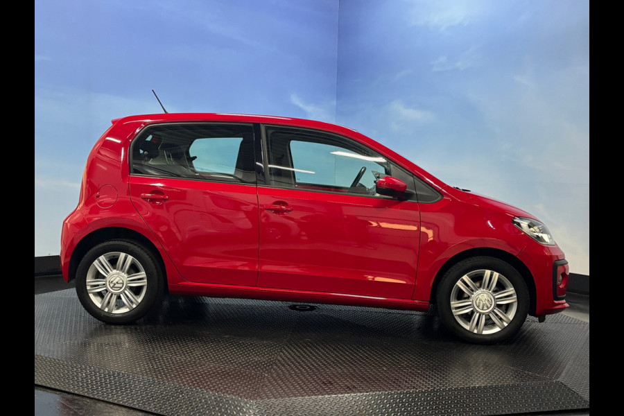 Volkswagen up! 1.0 BMT high up! Airco | Cruise | PDC