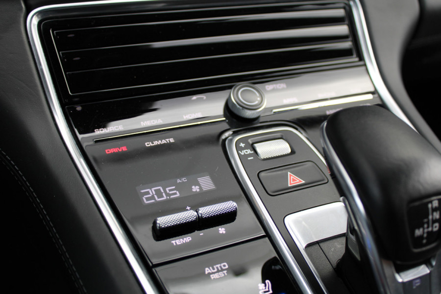 Porsche Panamera 4.0 Turbo | PANO | NIGHT VISION | STOELKOELING | 360 | KEYLESS | LUCHTVERING | MEMORY |