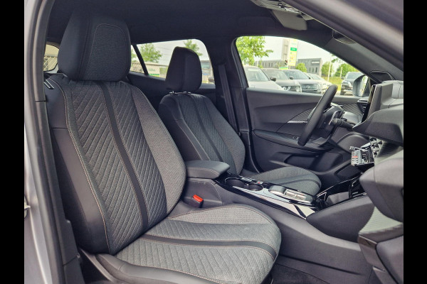 Peugeot 2008 1.2 PureTech 130 Allure EAT8