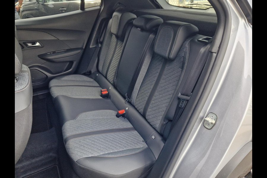 Peugeot 2008 1.2 PureTech 130 Allure EAT8