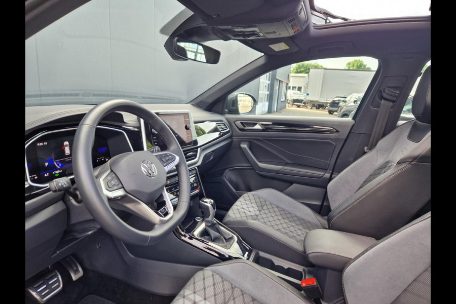 Volkswagen T-Roc 1.5 TSI DSG 150PK 3X R-Line /Pano /IQ Light /IQ drive