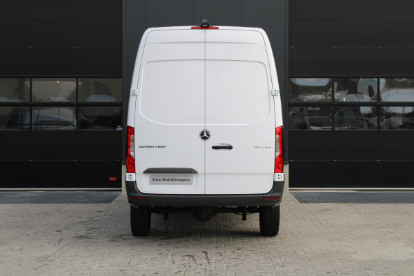 Mercedes-Benz Sprinter 317CDI L2H2 Pro - Mbux 10 - Airco - Camera - Bind spot - Cruise - Comfortstoel - Rijklaar