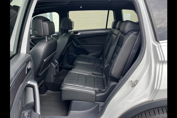 Volkswagen Tiguan Allspace 1.4 TSI Highline Business R- Line 7p. | Adaptieve cruise | Panorama dak | Zwenkbare trekhaak | Memory |