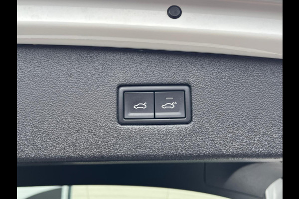 Volkswagen Tiguan Allspace 1.4 TSI Highline Business R- Line 7p. | Adaptieve cruise | Panorama dak | Zwenkbare trekhaak | Memory |