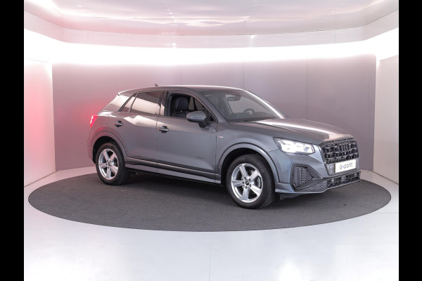 Audi Q2 35 TFSI S Edition 150pk AUT| Navi| 17'LM-velgen| extra geting glas| Matrix LED