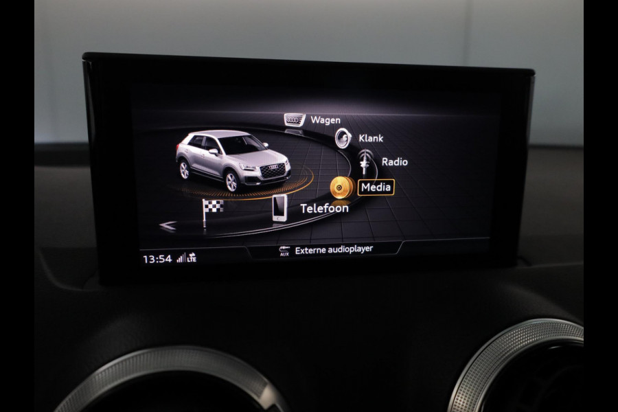 Audi Q2 35 TFSI S Edition 150pk AUT| Navi| 17'LM-velgen| extra geting glas| Matrix LED