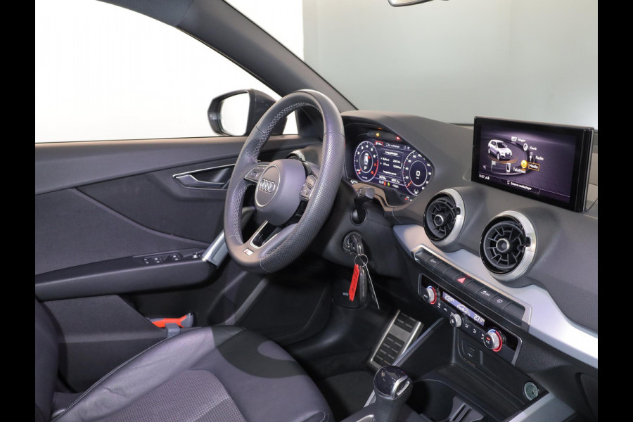 Audi Q2 35 TFSI S Edition 150pk AUT| Navi| 17'LM-velgen| extra geting glas| Matrix LED