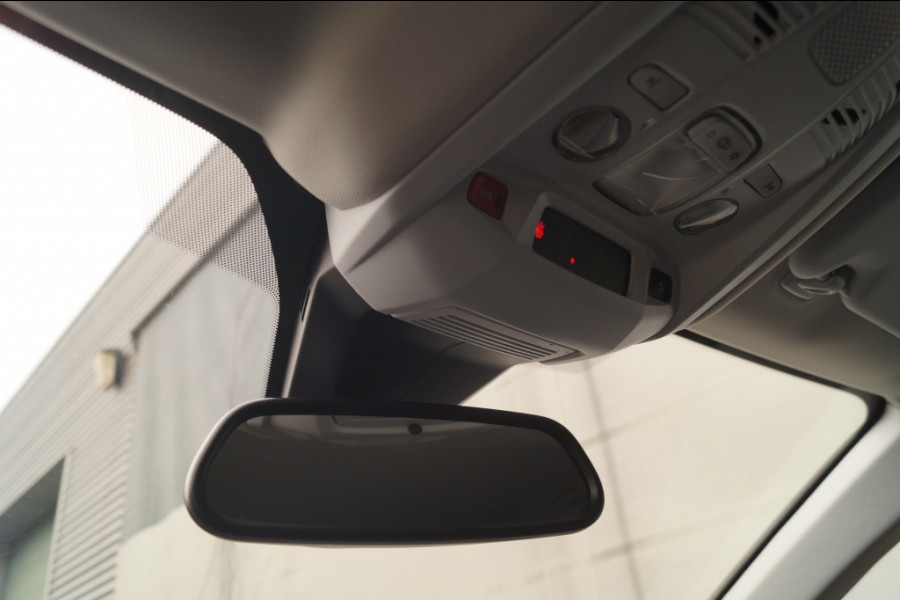 Peugeot 3008 1.5 BlueHDi 130pk Allure Pack Business -NAVI-ECC-CAM-