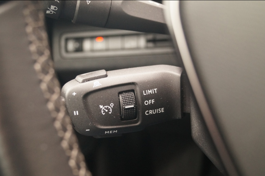 Peugeot 3008 1.5 BlueHDi 130pk Allure Pack Business -NAVI-ECC-CAM-