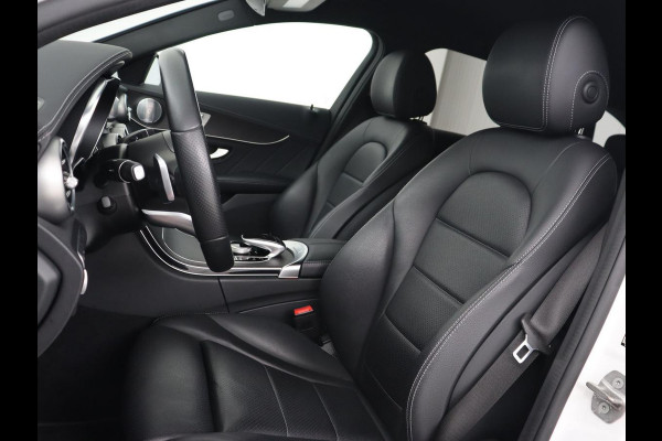 Mercedes-Benz C-Klasse 300de AMG Night | Adaptive cruise | 360 Camera | Leder | Burmester Surround | Trekhaak | Carplay | Stoelverwarming | Memory | Navigatie | Digital Cockpit | PHEV | Plug In