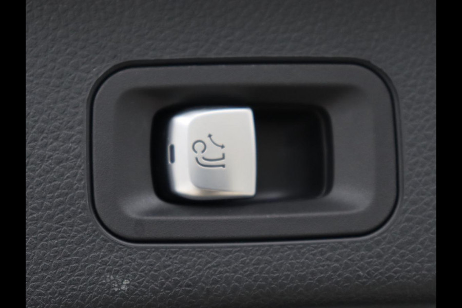 Mercedes-Benz C-Klasse 300de AMG Night | Adaptive cruise | 360 Camera | Leder | Burmester Surround | Trekhaak | Carplay | Stoelverwarming | Memory | Navigatie | Digital Cockpit | PHEV | Plug In