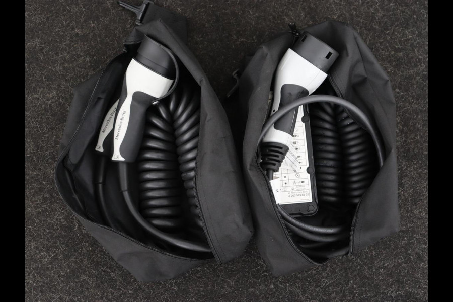 Mercedes-Benz C-Klasse 300de AMG Night | Adaptive cruise | 360 Camera | Leder | Burmester Surround | Trekhaak | Carplay | Stoelverwarming | Memory | Navigatie | Digital Cockpit | PHEV | Plug In