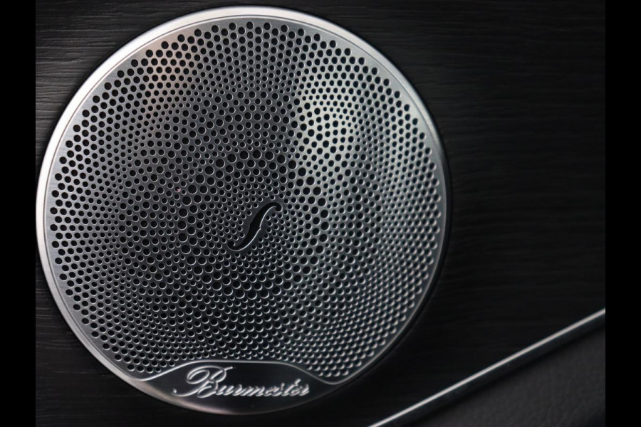 Mercedes-Benz C-Klasse 300de AMG Night | Adaptive cruise | 360 Camera | Leder | Burmester Surround | Trekhaak | Carplay | Stoelverwarming | Memory | Navigatie | Digital Cockpit | PHEV | Plug In