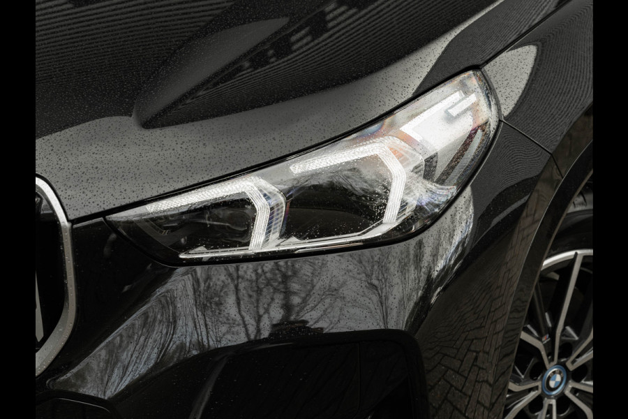BMW X1 xDrive25e M-Sport - Pano - Trekhaak - Stoelverwarming - Camera