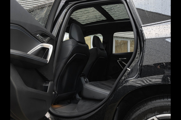 BMW X1 xDrive25e M-Sport - Pano - Trekhaak - Stoelverwarming - Camera