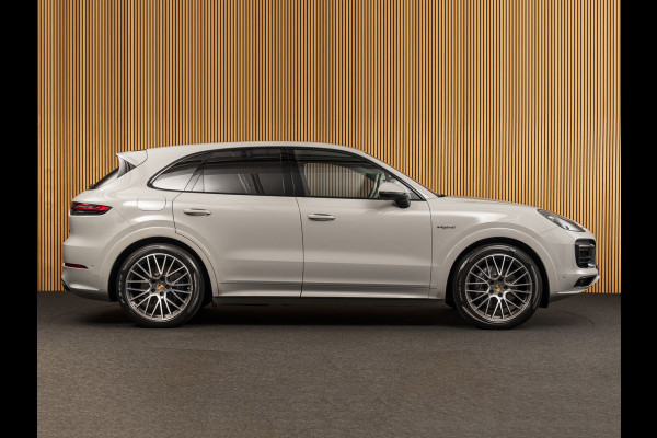 Porsche Cayenne 3.0 E-Hybrid SPORTDESIGN-PANO-21"-BOSE