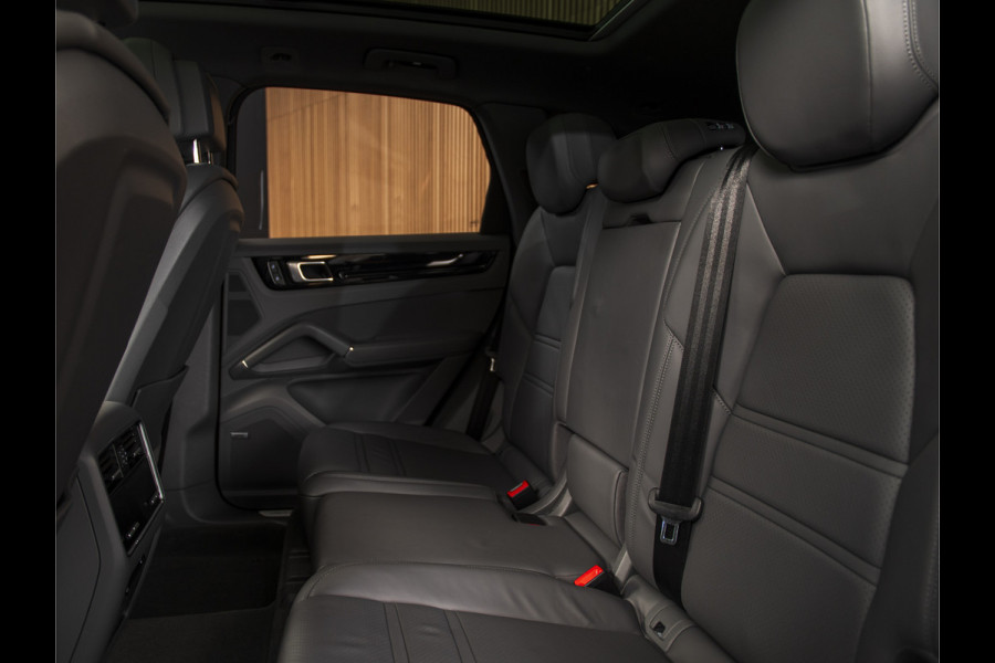 Porsche Cayenne 3.0 E-Hybrid SPORTDESIGN-PANO-21"-BOSE