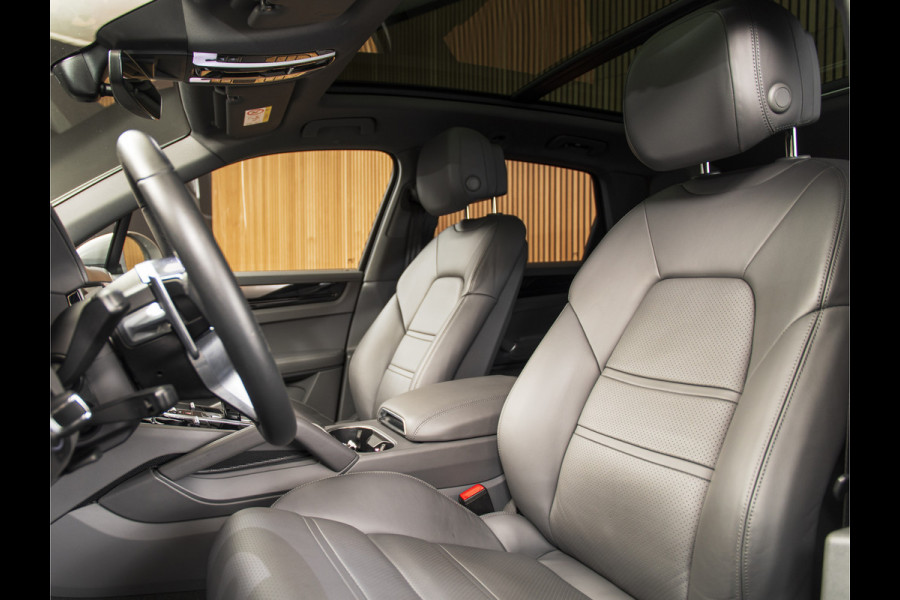 Porsche Cayenne 3.0 E-Hybrid SPORTDESIGN-PANO-21"-BOSE