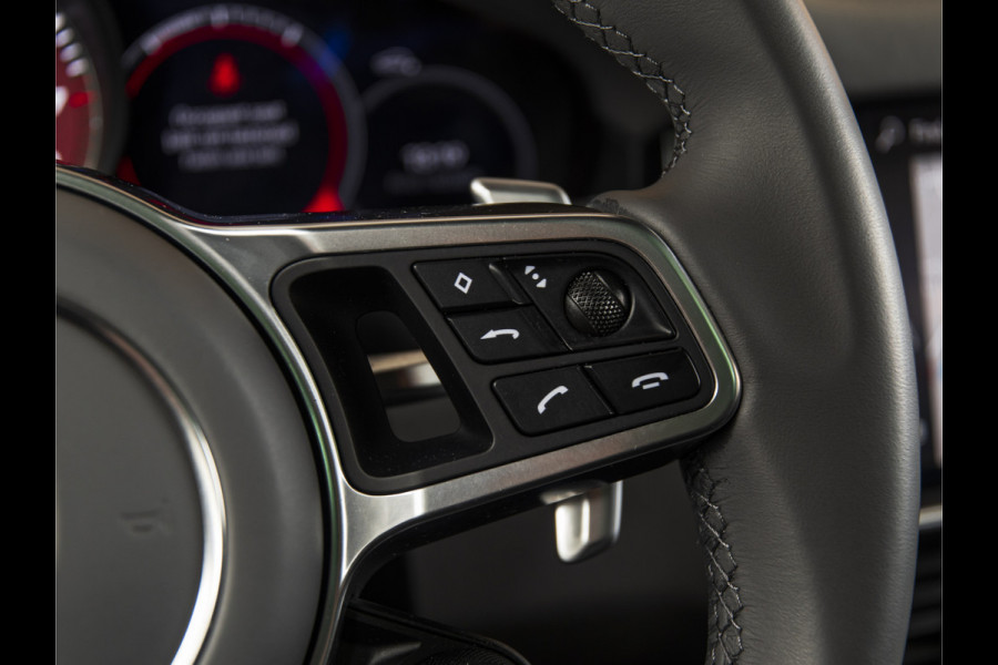 Porsche Cayenne 3.0 E-Hybrid SPORTDESIGN-PANO-21"-BOSE
